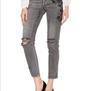 Jessica Simpson Avalon/flocking pearls vintage